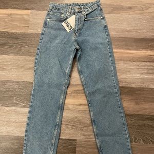 Ragged Jeans.